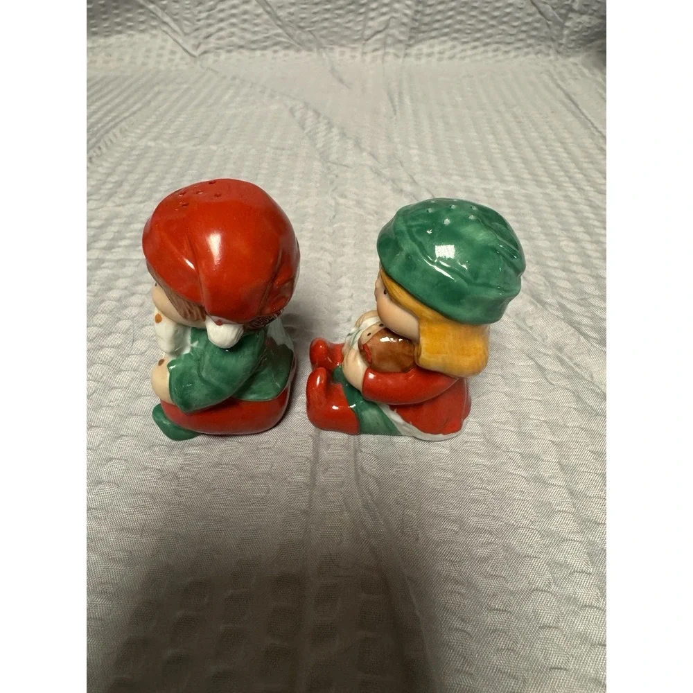 Vintage 1983 Avon Boy and Girl Elf Salt‎ and Pepper Shakers.